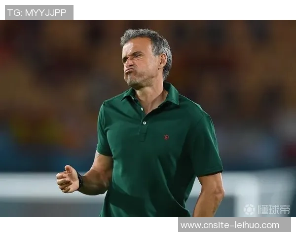 阿德耶米怒摔水瓶引发争议科瓦奇对球员态度感到失望